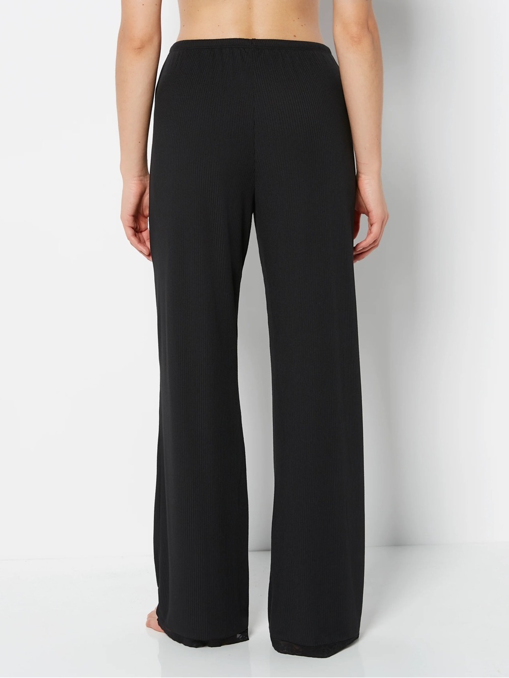 La Senza Casual Sleep Ribbed Pant With Picot Trim in Tuxedo Blac Size L - Picture 3 of 8